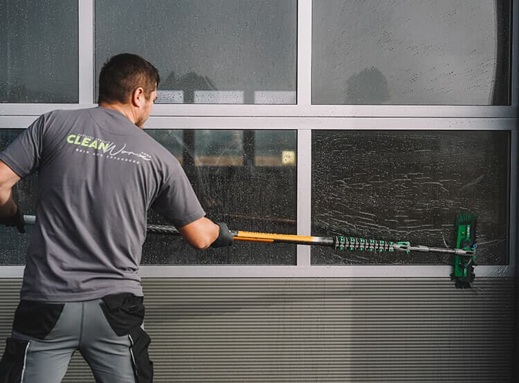 Glasfassadenreinigung